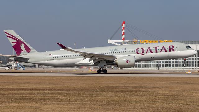 A7-ALU:Airbus A350:Qatar Airways